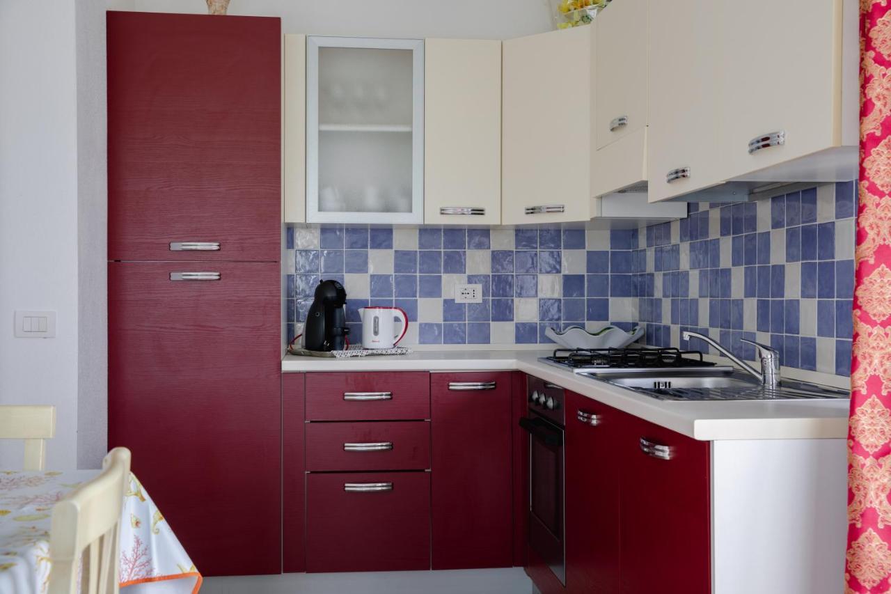 Le Residenze Di Baia Sant'Anna Βίλα Tanaunella Εξωτερικό φωτογραφία