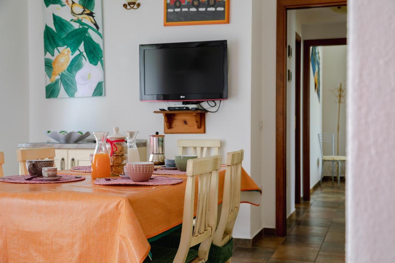 Le Residenze Di Baia Sant'Anna Βίλα Tanaunella Εξωτερικό φωτογραφία